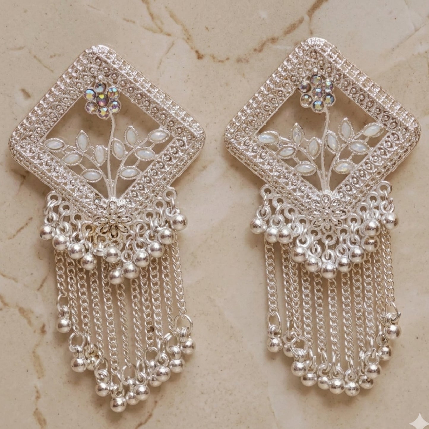 Silver Toned Square Shaped Dangler