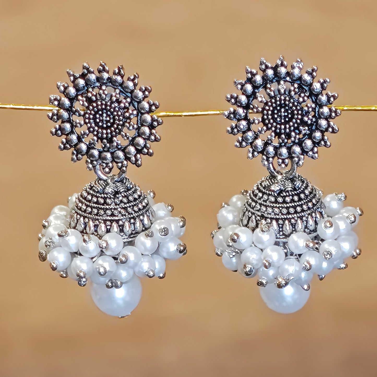 Oxidized Pearl Cluster Jhumki
