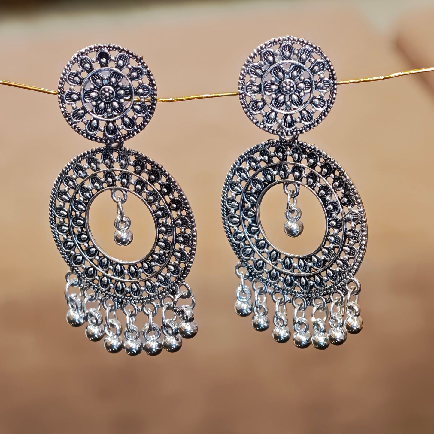 Oxidized Round Shaped Dangler