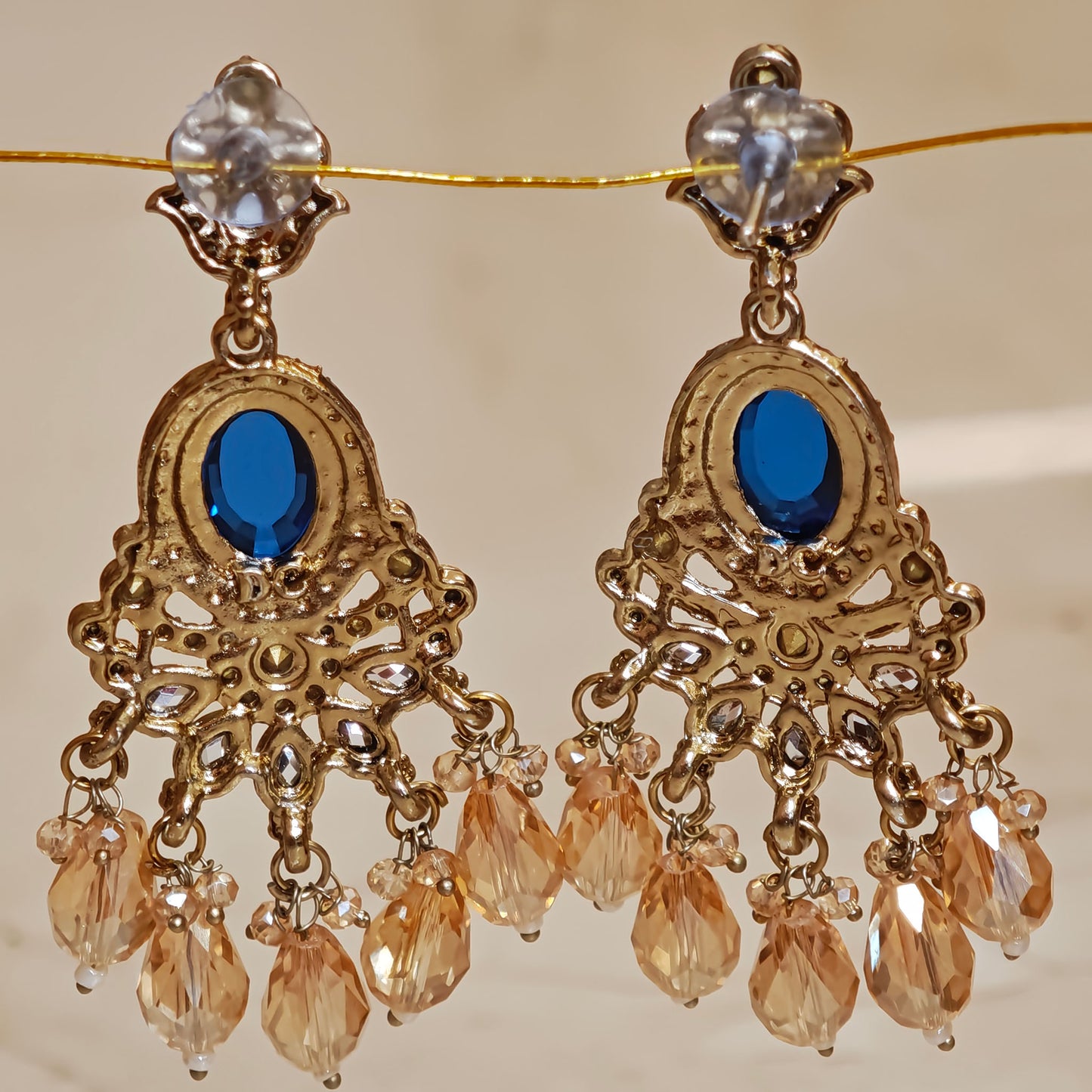 Royal Blue Kundan Oval Shaped Dangler