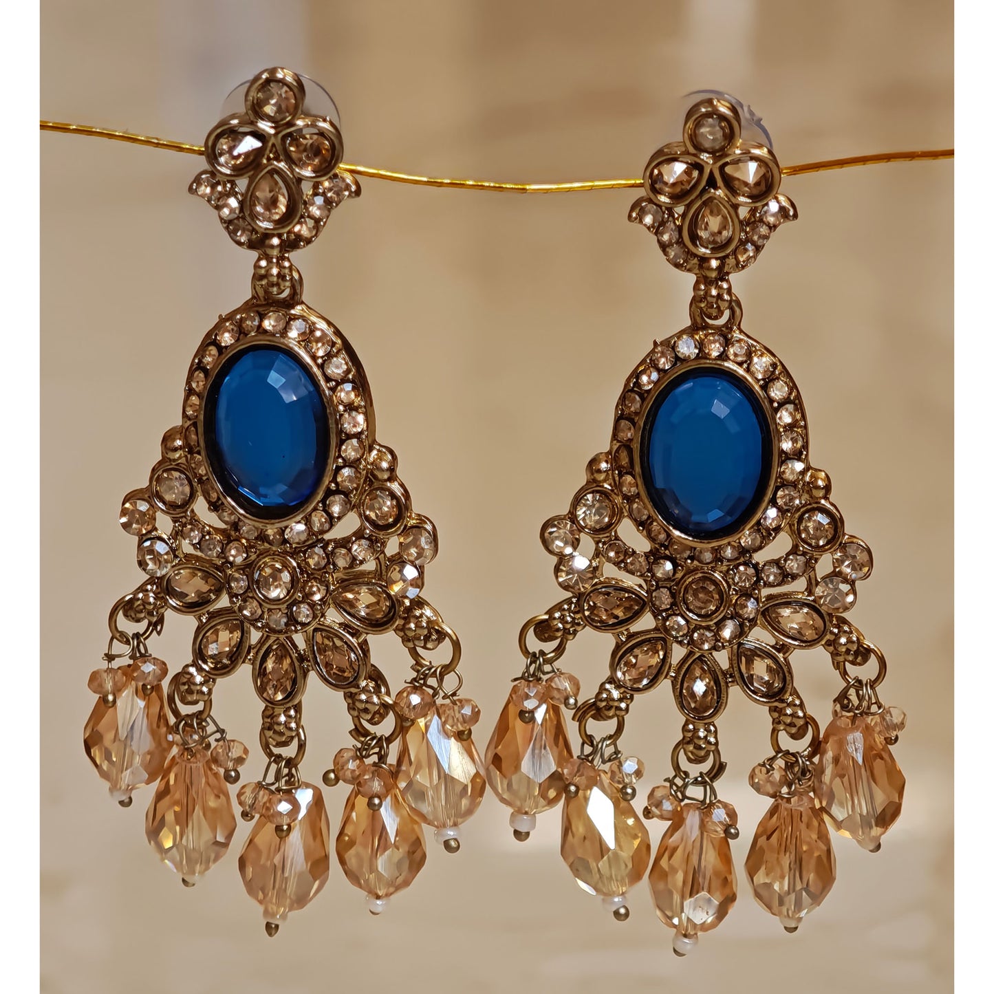 Royal Blue Kundan Oval Shaped Dangler