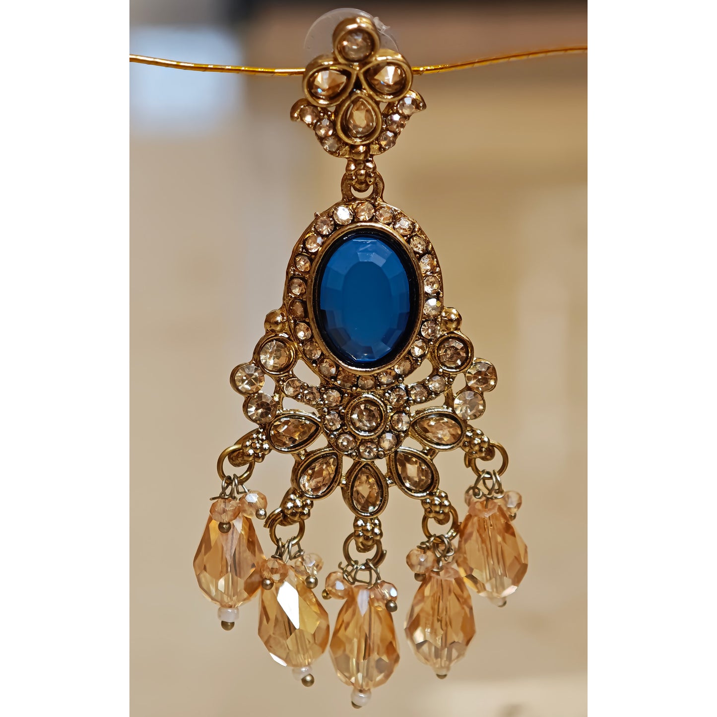 Royal Blue Kundan Oval Shaped Dangler